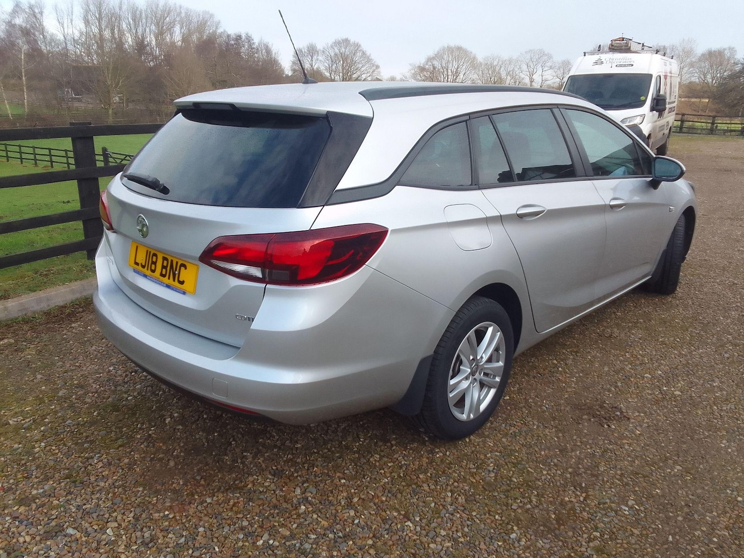 Used Vauxhall Astra for sale - 76802443: Photo 6