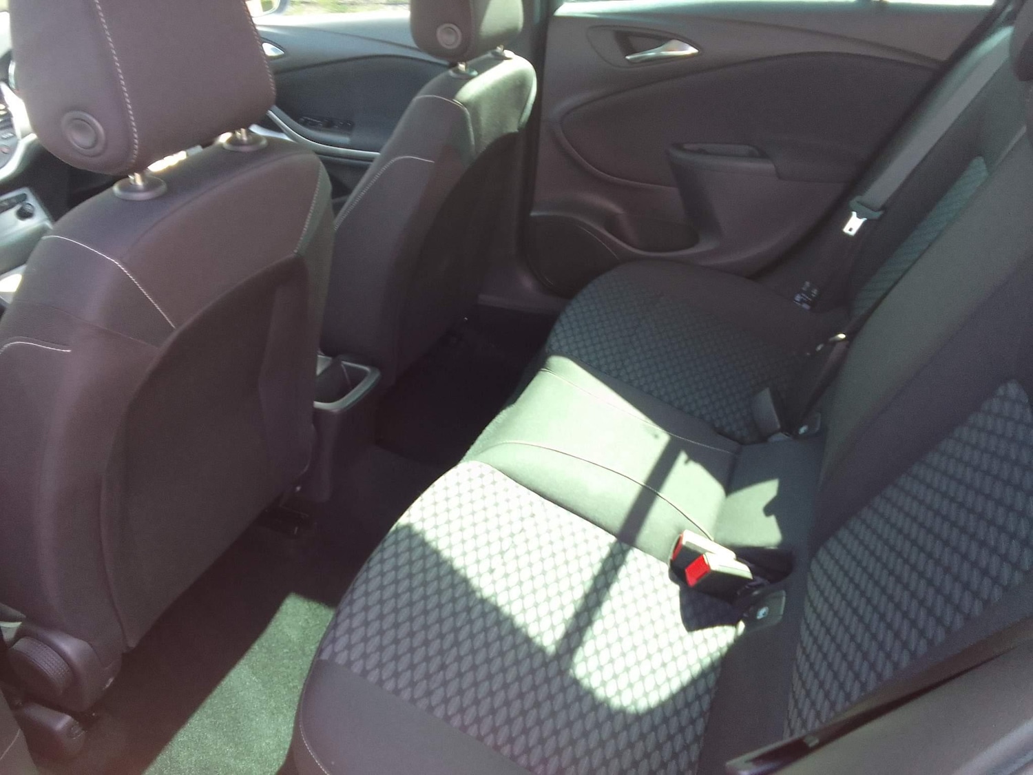 Used Vauxhall Astra for sale - 76735496: Photo 6