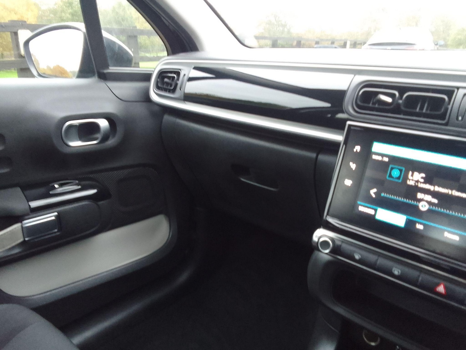 Used Citroen C3 for sale - 76802416: Photo 25