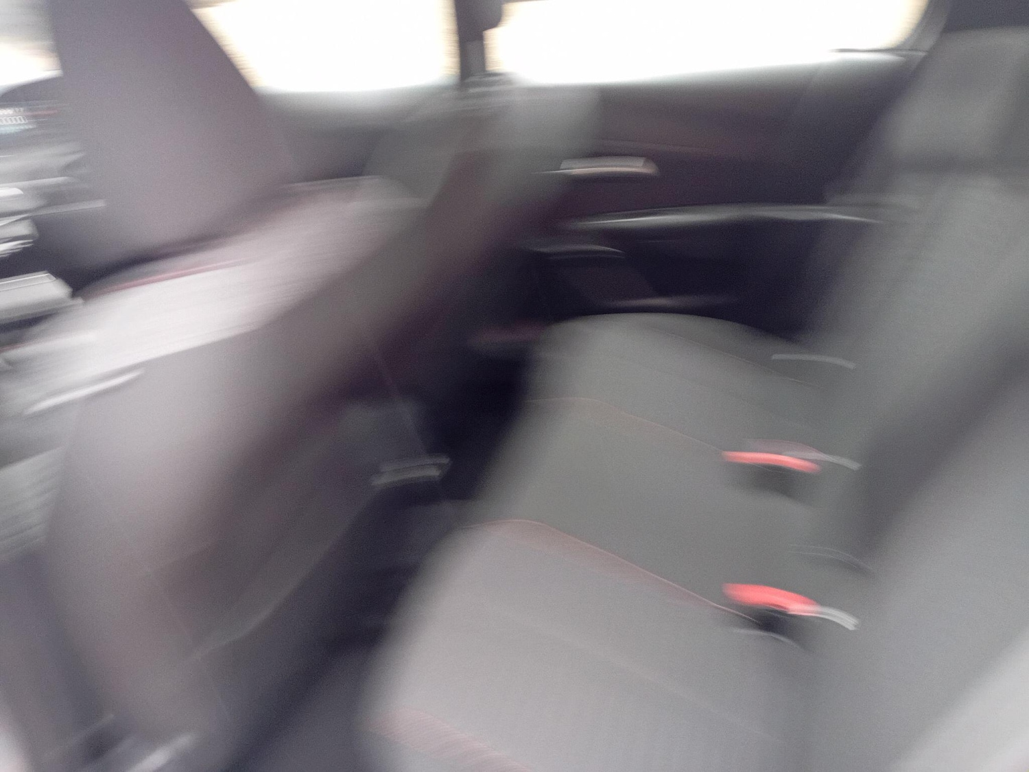 Used Peugeot E-208 for sale - 77215345: Photo 11