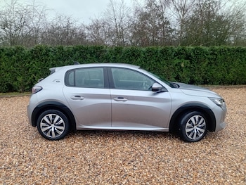 Used Peugeot E-208 2020 for sale - 77215345: Photo