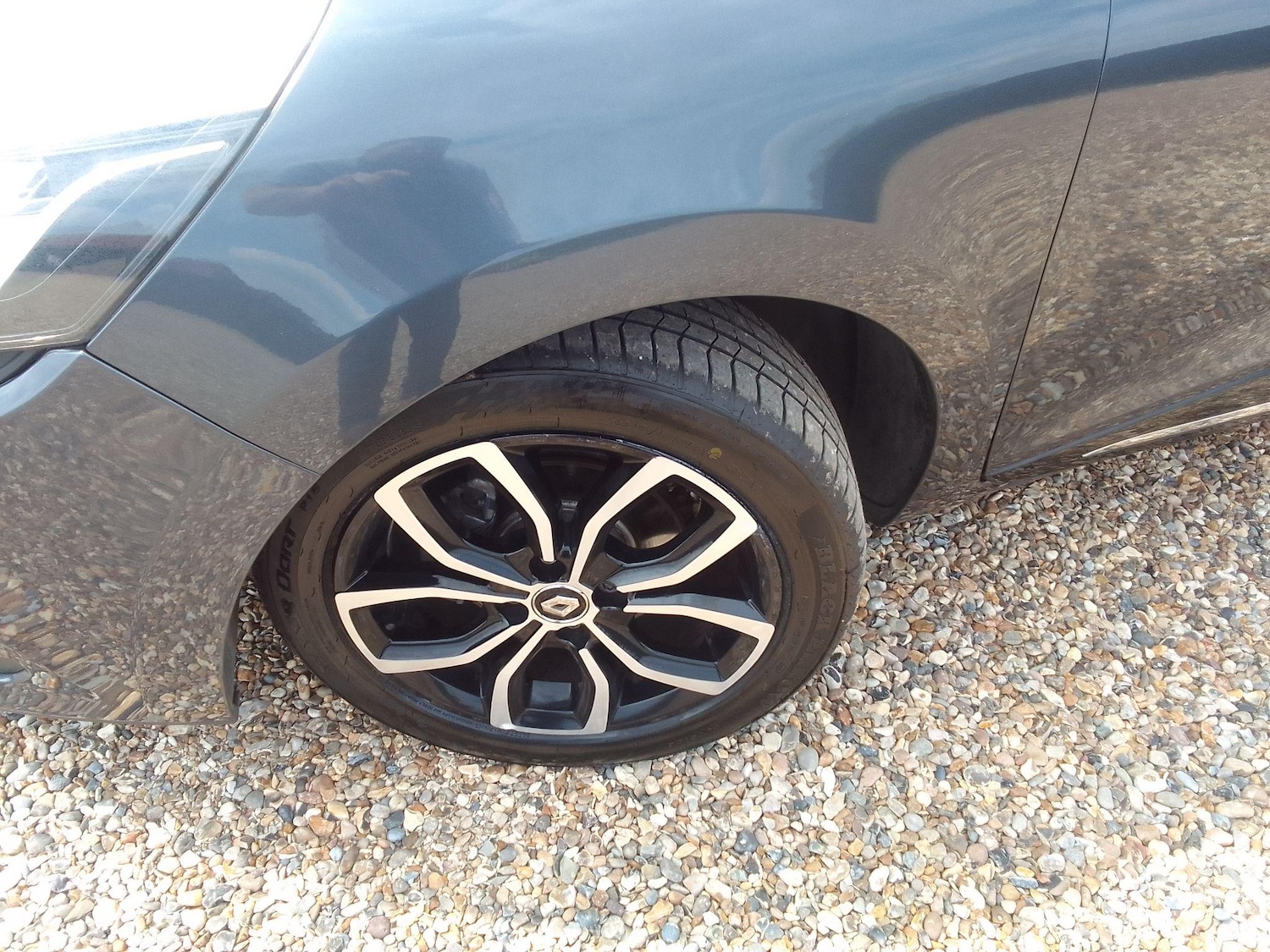 Used Renault Clio for sale - 76735330: Photo 5