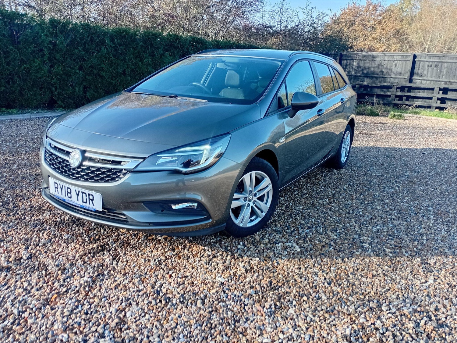 Used Vauxhall Astra 2024 for sale - 76735489: Photo 2