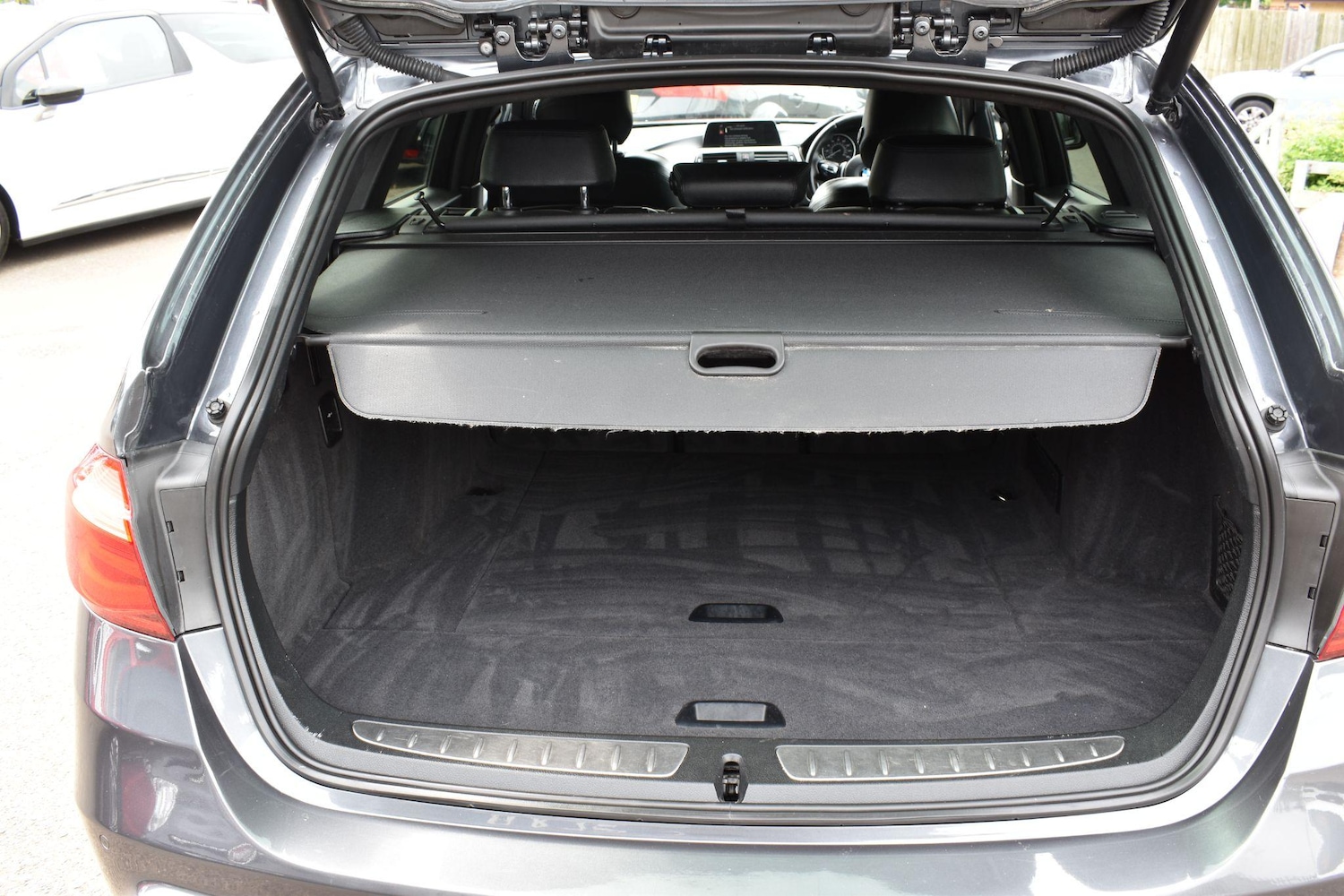 Used BMW 3 Series 2017 for sale - 76953847: Photo 10