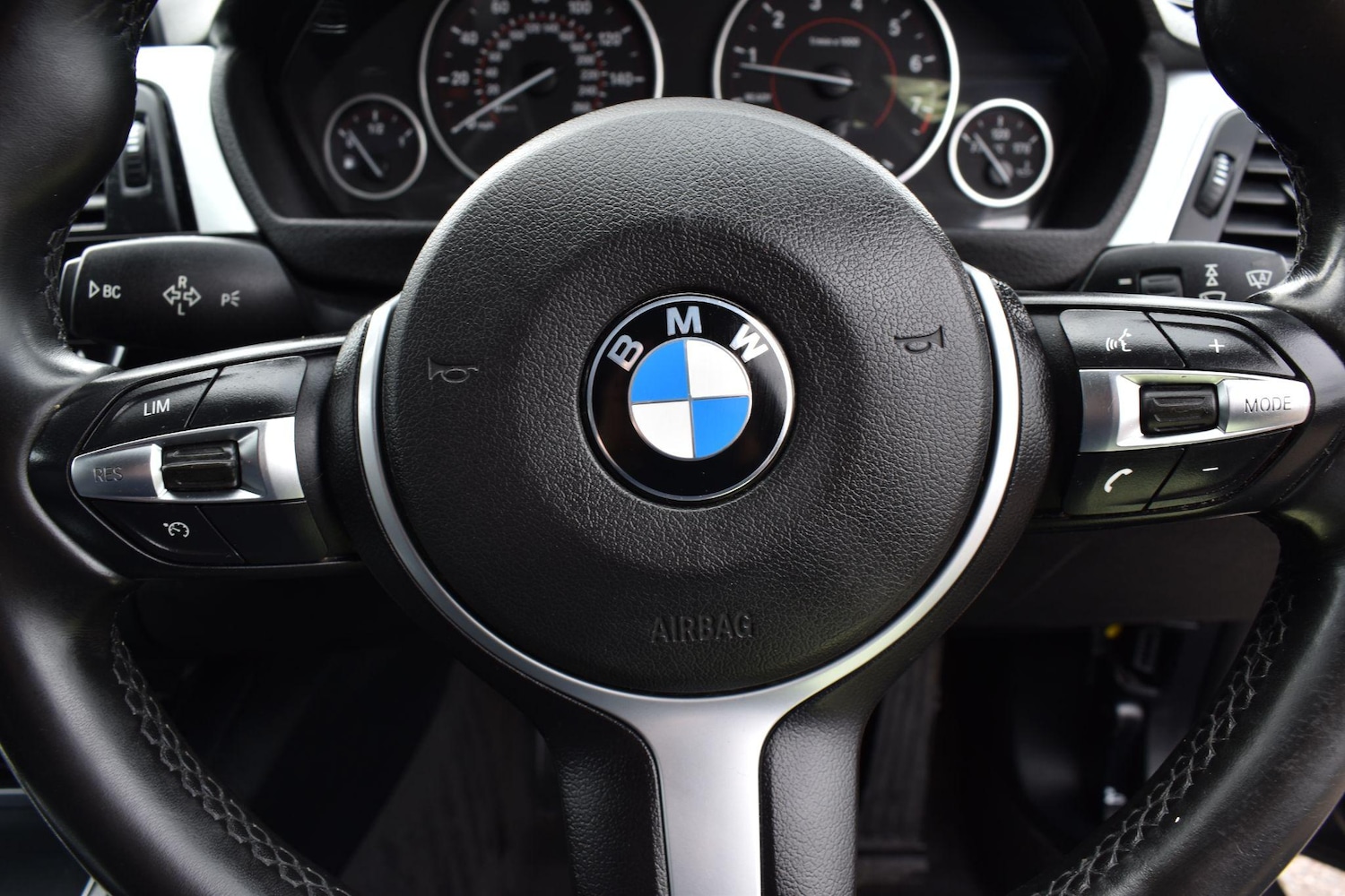 Used BMW 3 Series 2017 for sale - 76953847: Photo 23