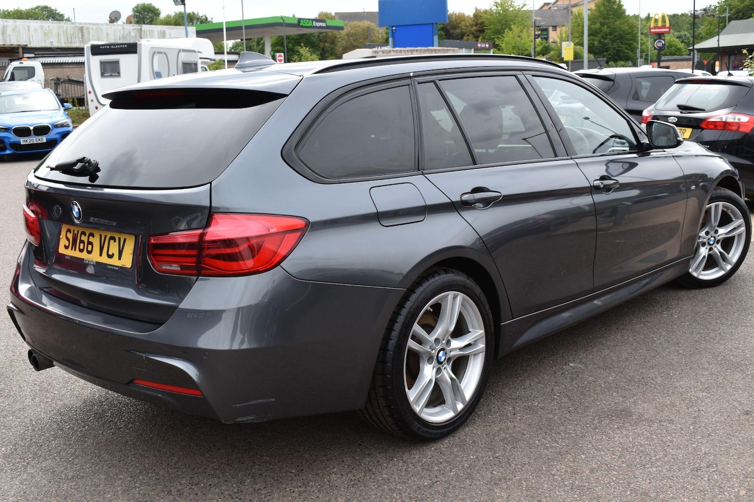 Used BMW 3 Series 2017 for sale - 76953847: Photo 3