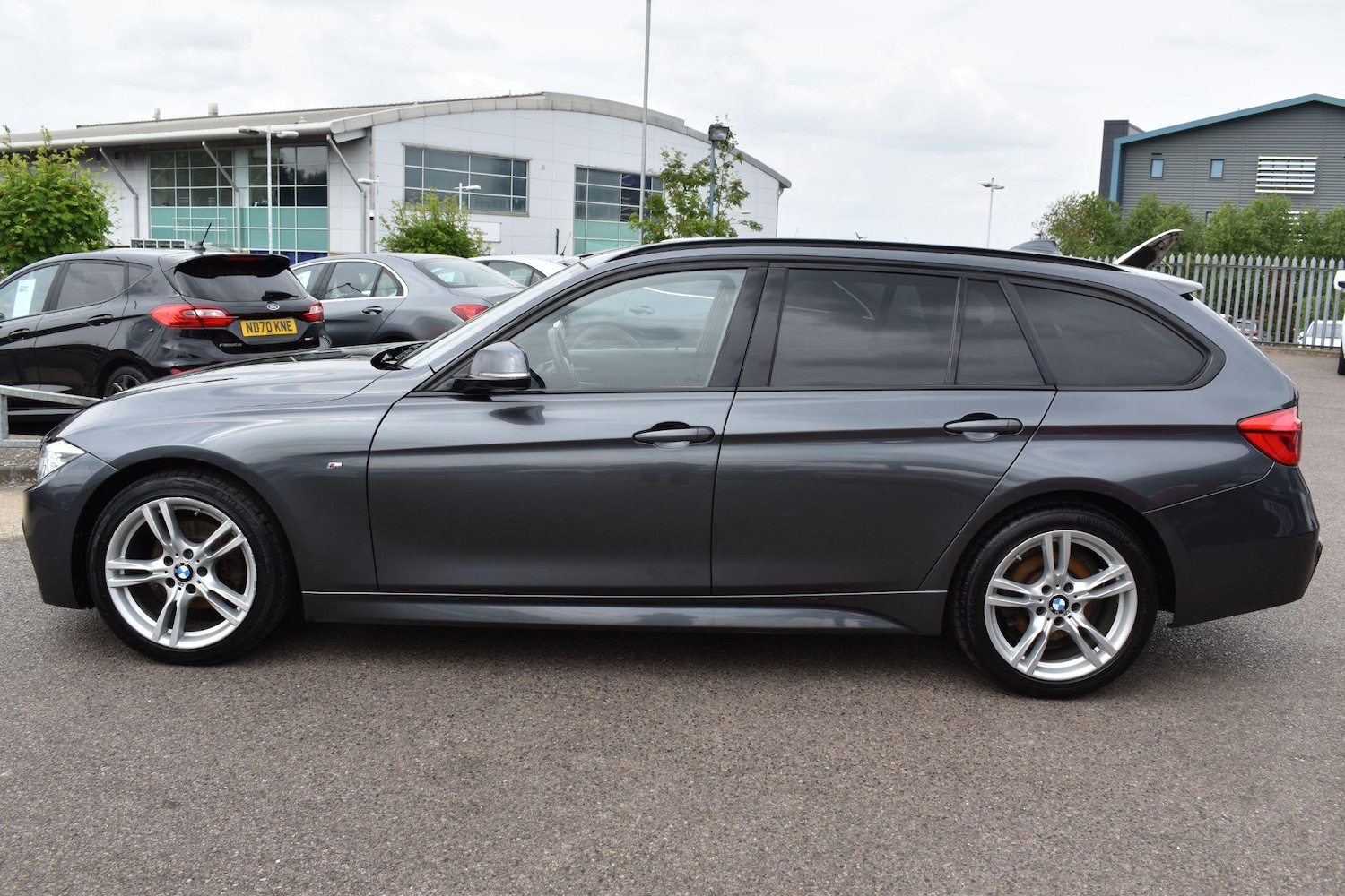 Used BMW 3 Series 2017 for sale - 76953847: Photo 6