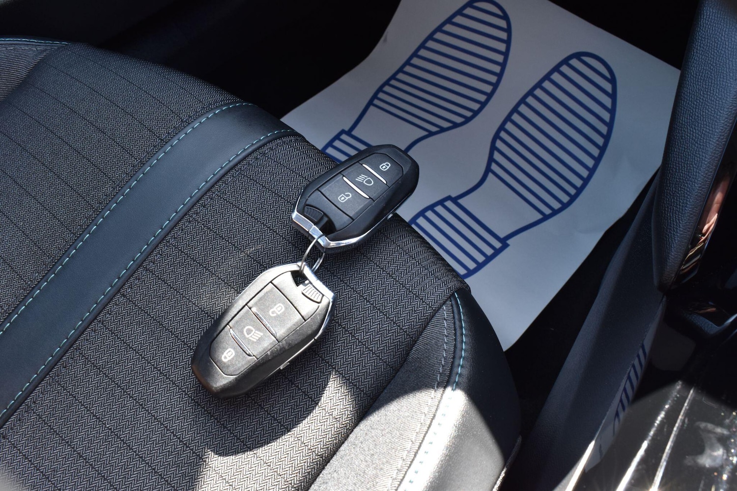 Used Peugeot 208 2022 for sale - 76953836: Photo 16