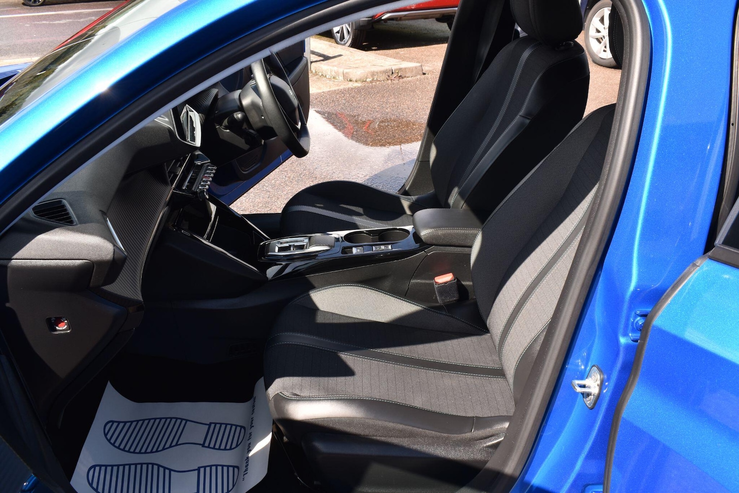 Used Peugeot 208 2022 for sale - 76953836: Photo 23