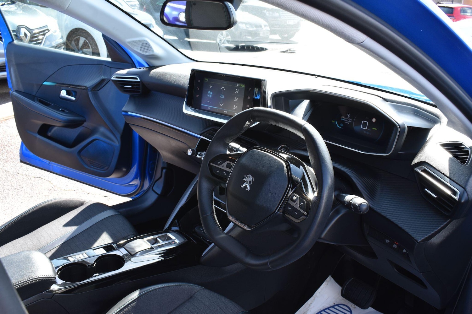 Used Peugeot 208 2022 for sale - 76953836: Photo 24