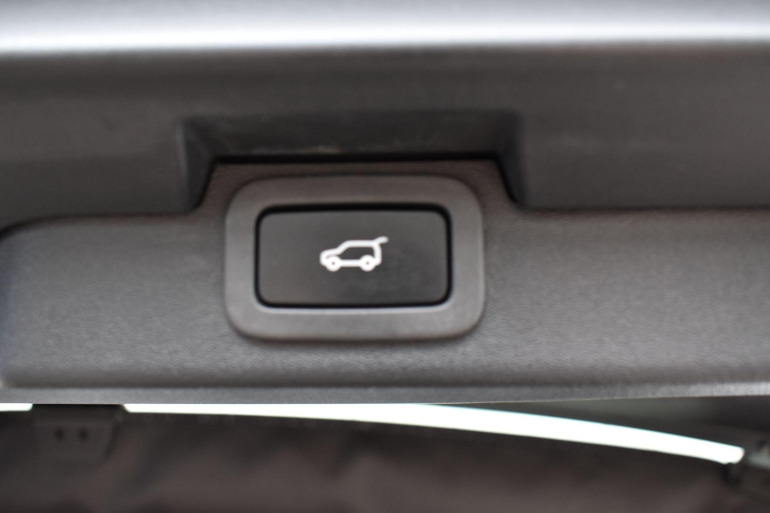 Used Land Rover Discovery 2017 for sale - 76953843: Photo 18