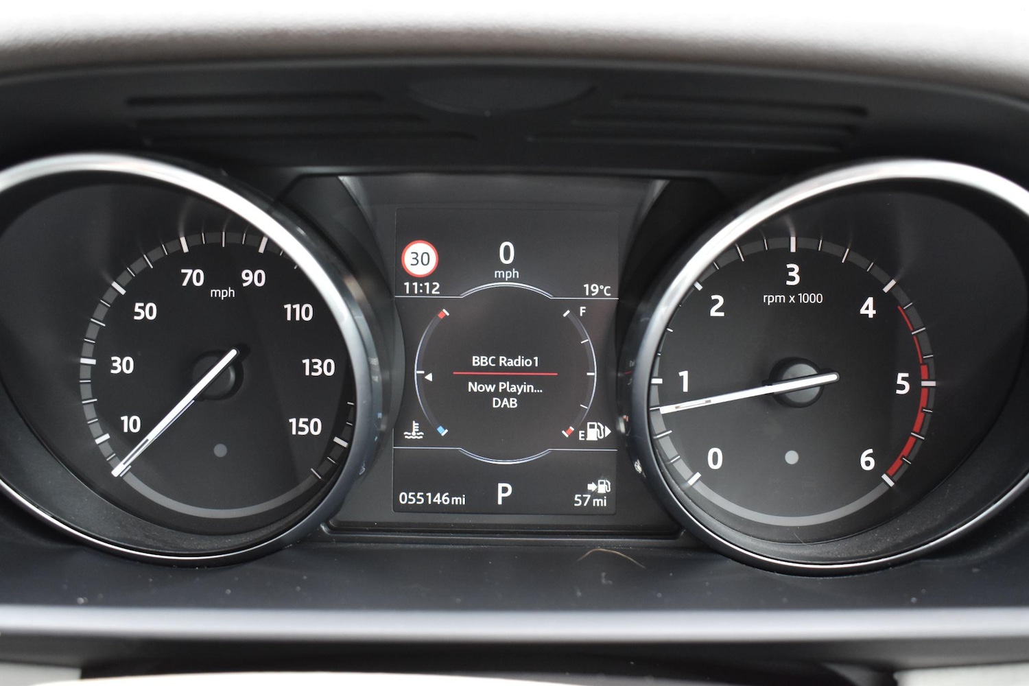 Used Land Rover Discovery 2017 for sale - 76953843: Photo 25