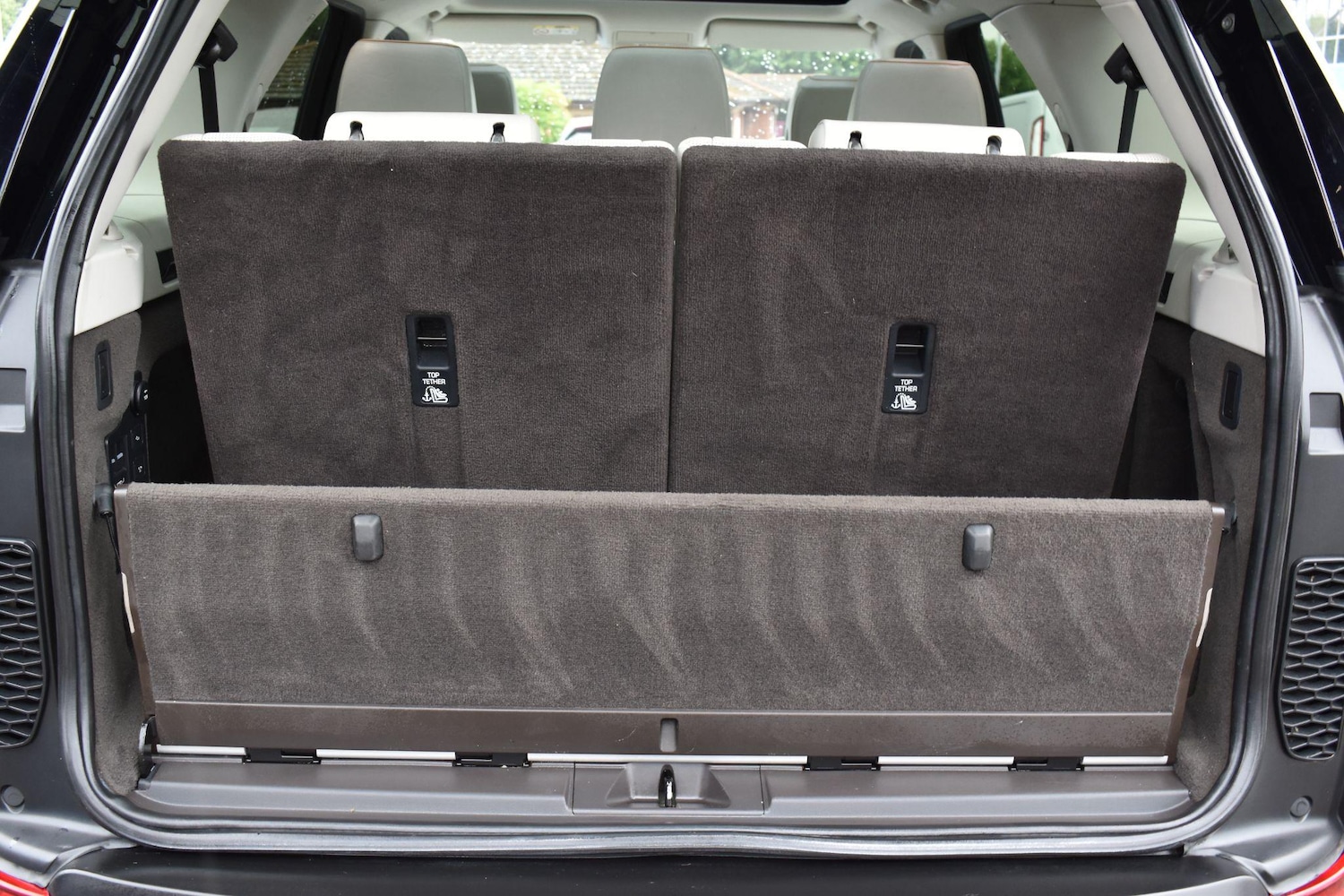 Used Land Rover Discovery 2017 for sale - 76953843: Photo 28