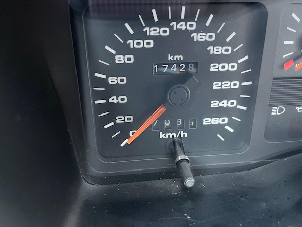 Used Ford Sierra for sale - 76243569: Photo 18