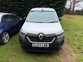 Used Renault Kangoo 2023 for sale - 77301640: Photo