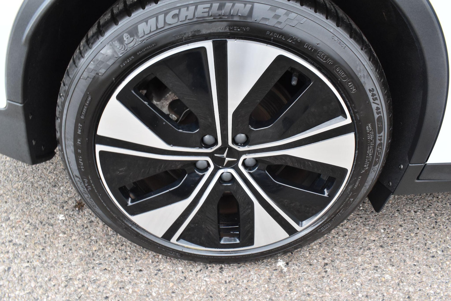 Used Polestar Polestar 2 2023 for sale - 76953859: Photo 10