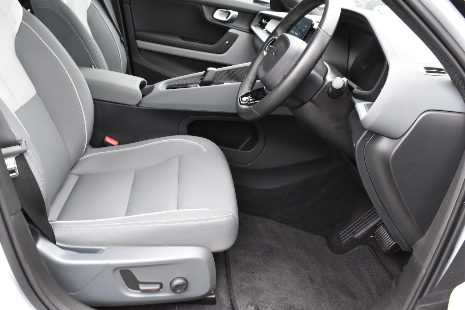 Used Polestar Polestar 2 2023 for sale - 76953859: Photo 15