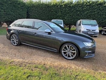 Used Audi S4 Avant 2018 for sale - 77747368: Photo