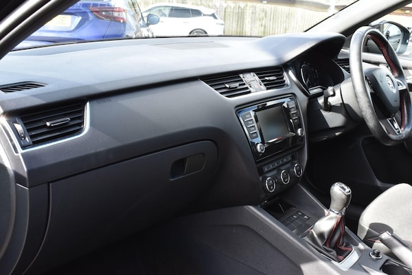 Used Skoda Octavia 2014 for sale - 76017338: Photo 10