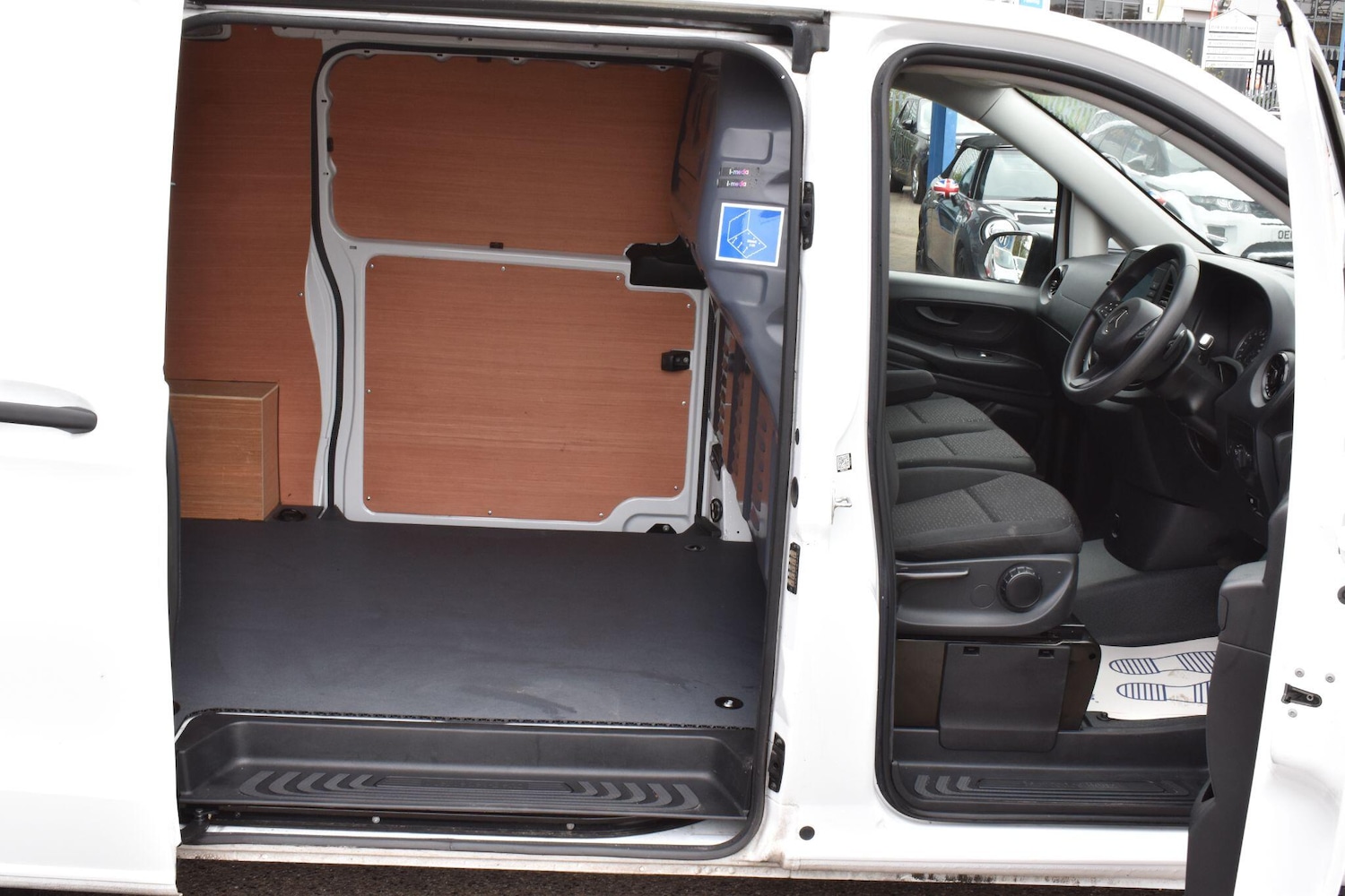 Used Mercedes-Benz Vito 2022 for sale - 77262890: Photo 19