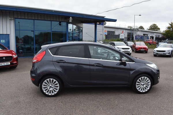 Used Ford Fiesta 2010 for sale - 76305320: Photo 12