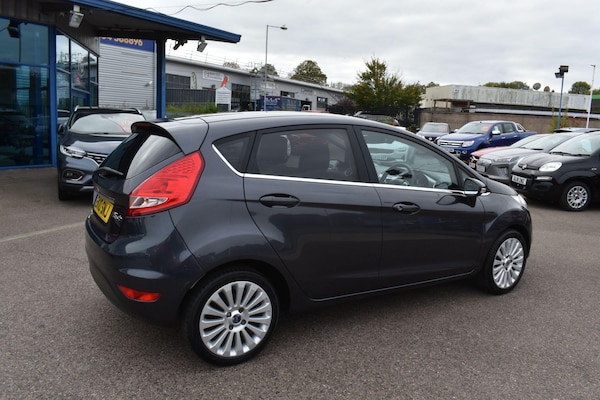 Used Ford Fiesta 2010 for sale - 76305320: Photo 13