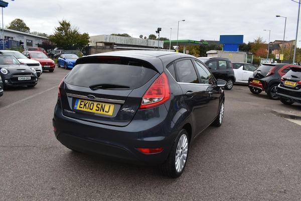 Used Ford Fiesta 2010 for sale - 76305320: Photo 14