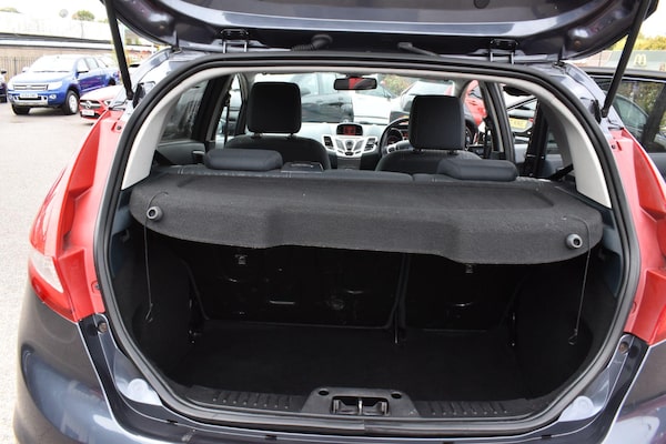 Used Ford Fiesta 2010 for sale - 76305320: Photo 23