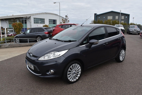 Used Ford Fiesta 2010 for sale - 76305320: Photo 3