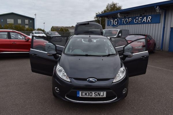 Used Ford Fiesta 2010 for sale - 76305320: Photo 5