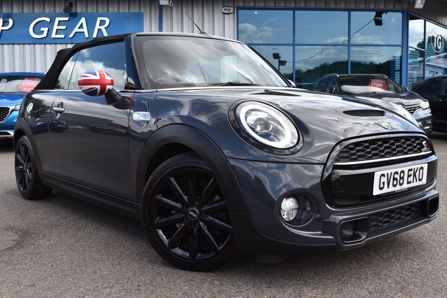 Used MINI Convertible 2019 for sale - 76953848: Photo 1