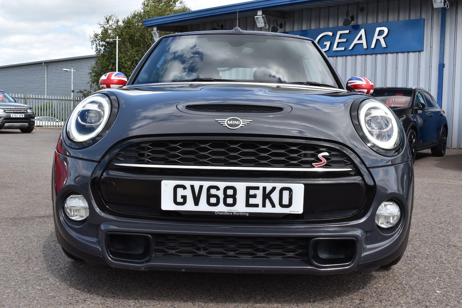 Used MINI Convertible 2019 for sale - 76953848: Photo 2