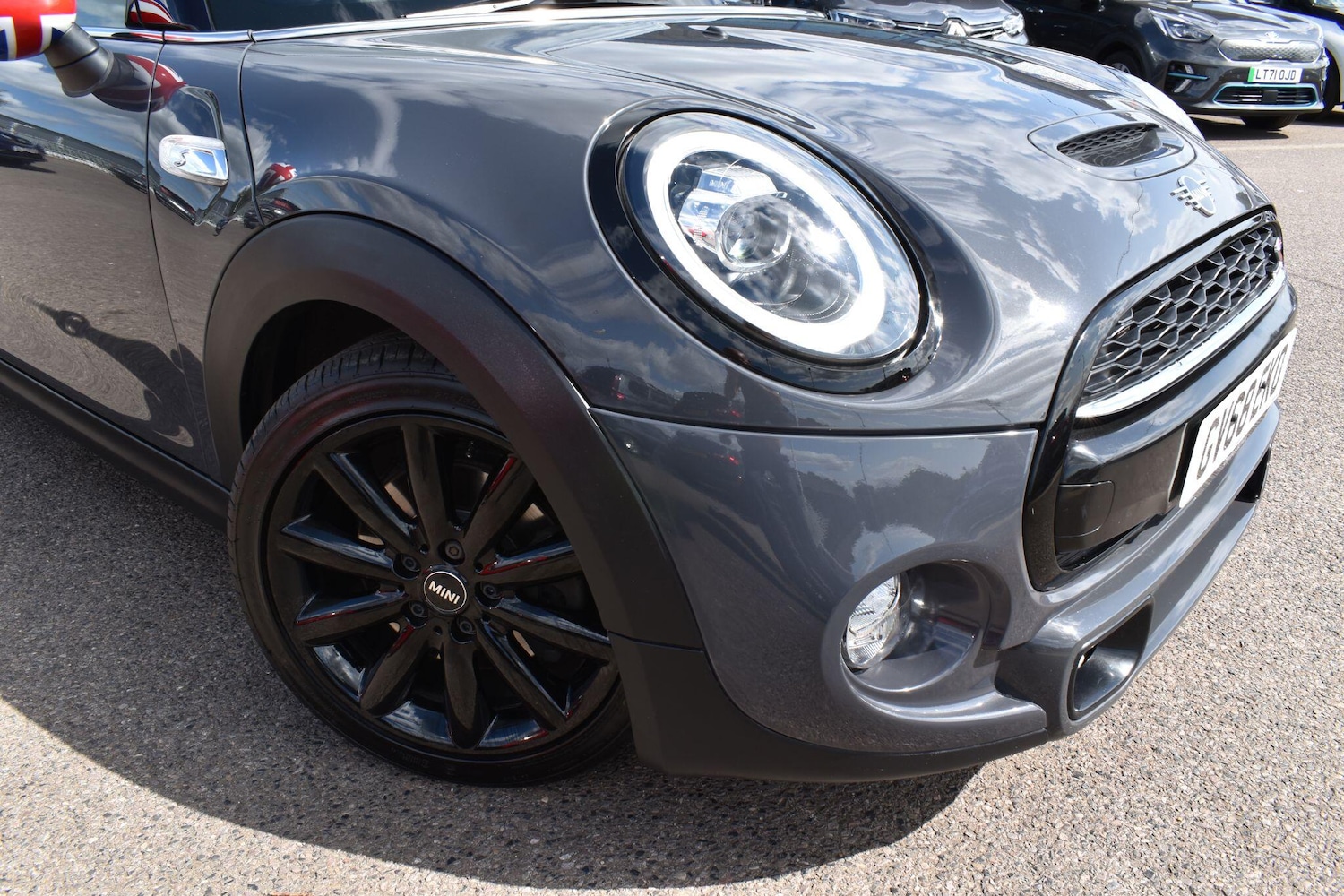 Used MINI Convertible 2019 for sale - 76953848: Photo 30