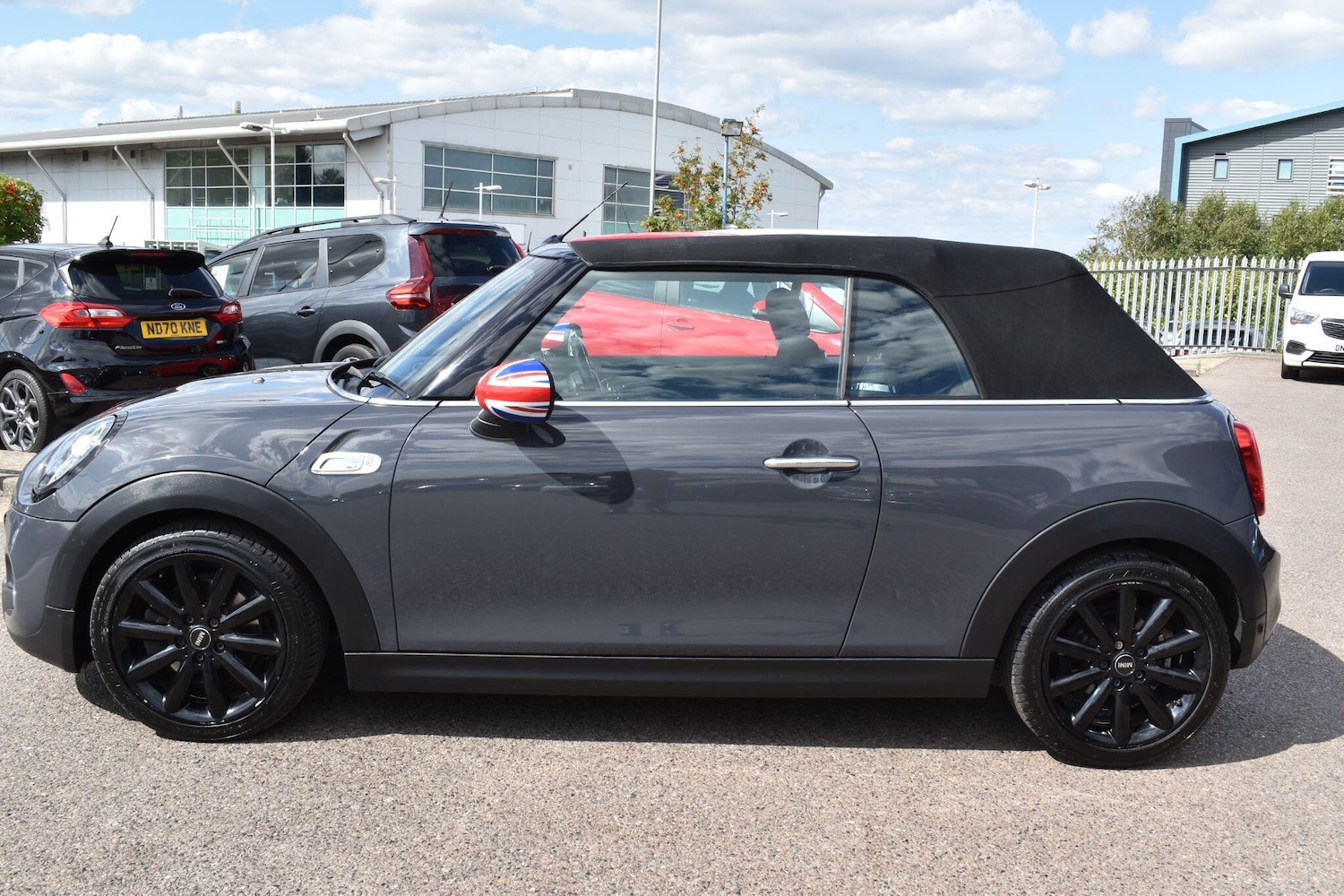 Used MINI Convertible 2019 for sale - 76953848: Photo 7