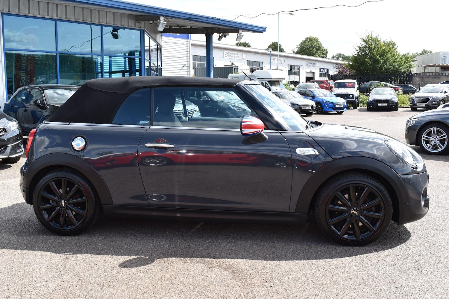 Used MINI Convertible 2019 for sale - 76953848: Photo 9