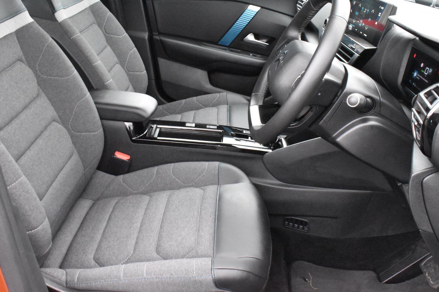 Used Citroen C4 2022 for sale - 76953873: Photo 10