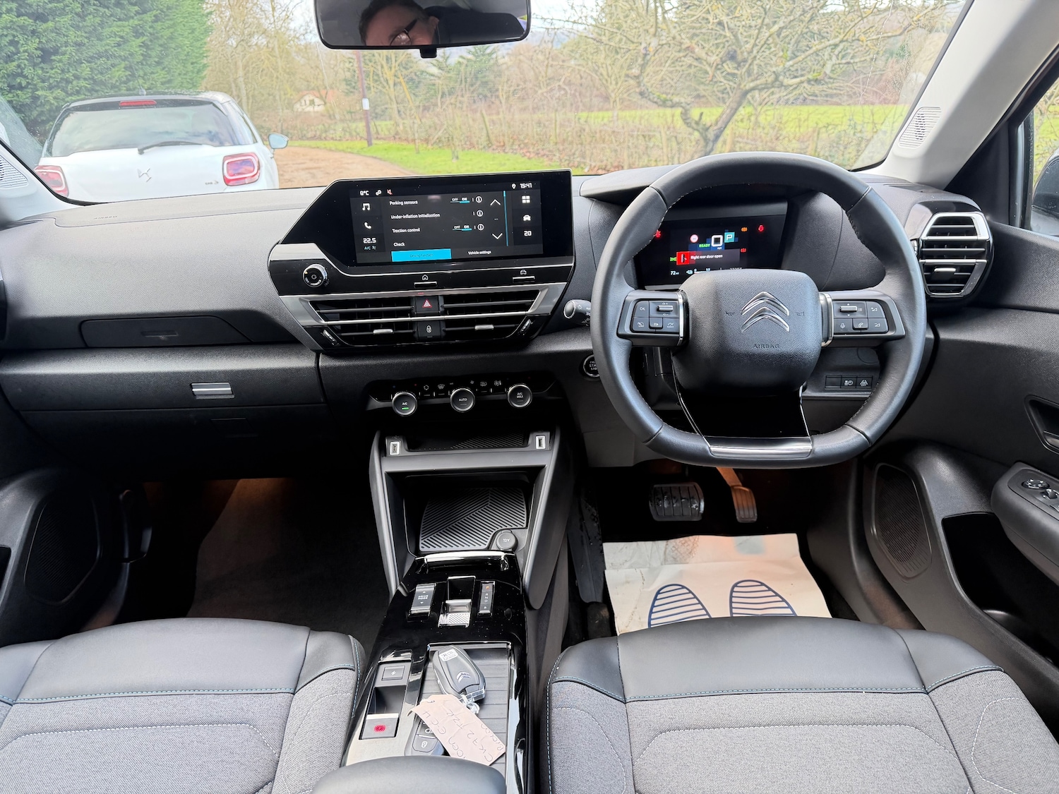 Used Citroen e-C4 2022 for sale - 76953873: Photo 31