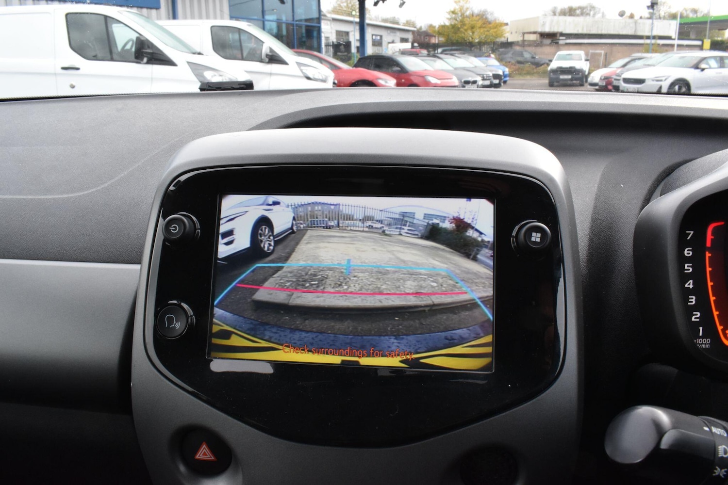 Used Toyota AYGO 2021 for sale - 76508841: Photo 12