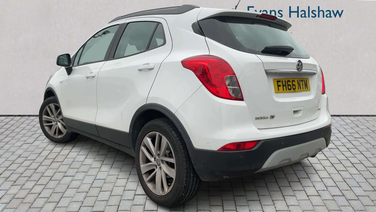 Used Vauxhall Mokka X 2017 for sale - 78188077: Photo 2