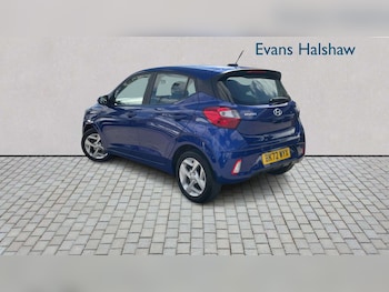 Used Hyundai i10 2022 for sale - 79340135: Photo