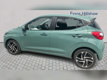 Used Hyundai i10 2022 for sale - 79190118: Photo