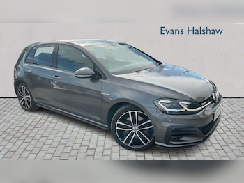 Used Volkswagen Golf 2017 for sale - 78610701: Photo