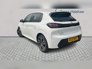 Used Peugeot 208 2021 for sale - 78651192: Photo