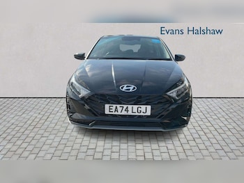 Used Hyundai i20 2025 for sale - 79002021: Photo