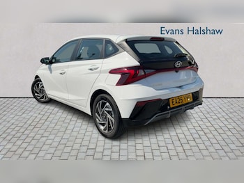 Used Hyundai i20 2025 for sale - 79002015: Photo