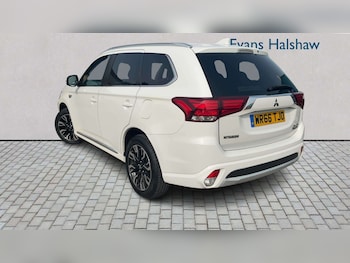 Used Mitsubishi Outlander 2016 for sale - 79282189: Photo