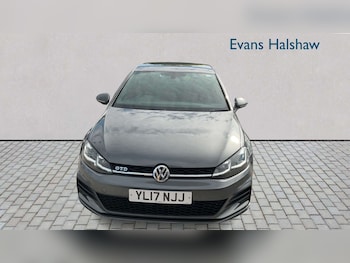 Used Volkswagen Golf 2017 for sale - 78707407: Photo