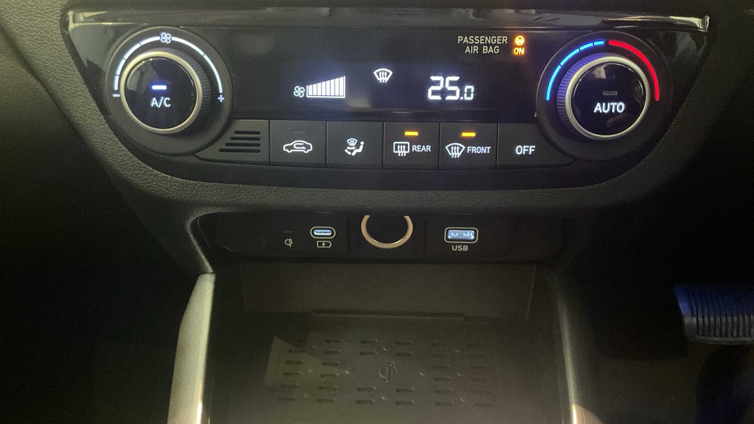 Used Hyundai i10 2024 for sale - 78216418: Photo 15