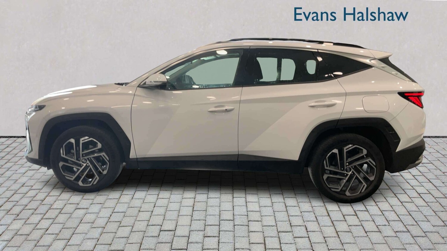 Used Hyundai TUCSON for sale - 77962847: Photo 3