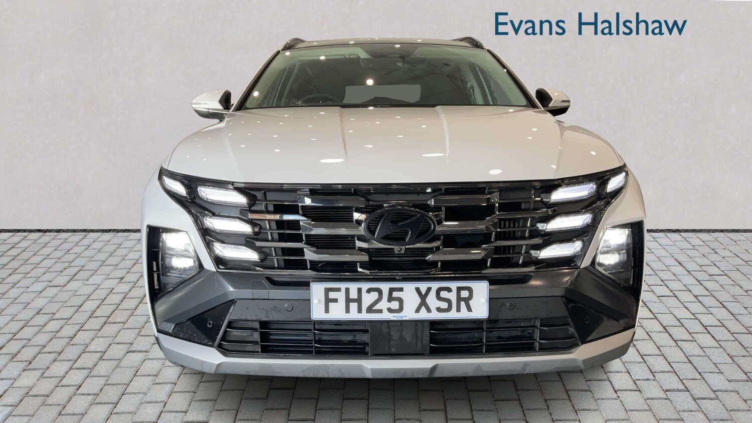 Used Hyundai TUCSON for sale - 77962847: Photo 4